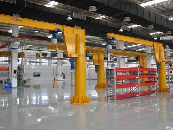 定柱式旋臂起重机